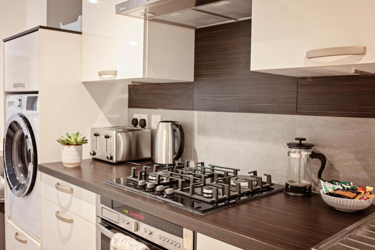 The Dragon'S Den Appartement Harrogate Buitenkant foto